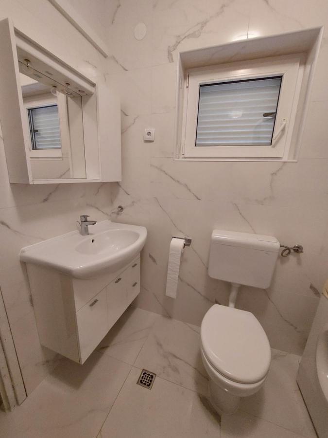 Apartments Pintar สเวติยูไร ภายนอก รูปภาพ